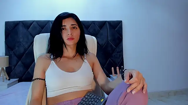 Linisprincehot69 online show from February 8, 1:22 am