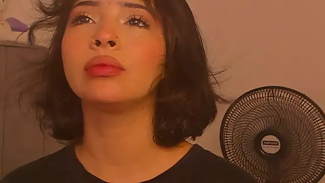 chloe watson  online show from July 9, 7:51 pm