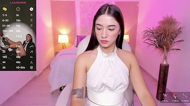 Snapshot of Antonella_Grayy chatting on February 21, 11:22 am Antonella Grayy online show from February 21, 11:22 am