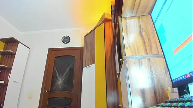 natali2550 online show from December 3, 9:01 pm