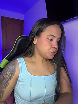 leila 22 online show from February 4, 7:36 am