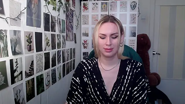 CapriScorpion online show from February 3, 12:43 pm