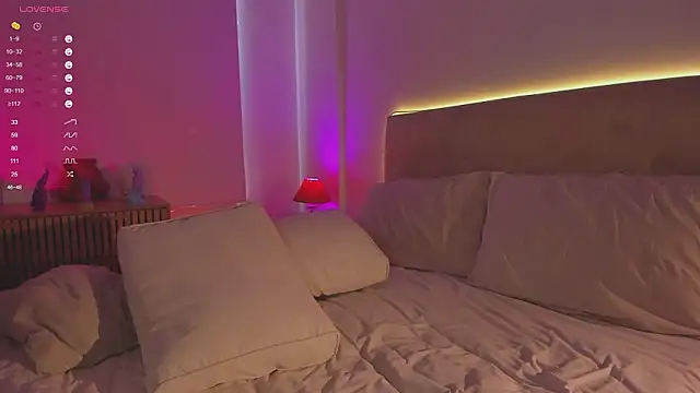 alaskavenom  online show from March 11, 2:56 pm