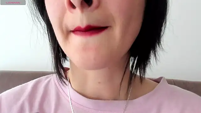 queen fetish online show from February 12, 8:50 pm