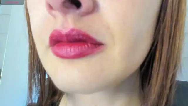 queen fetish online show from May 7, 3:28 pm