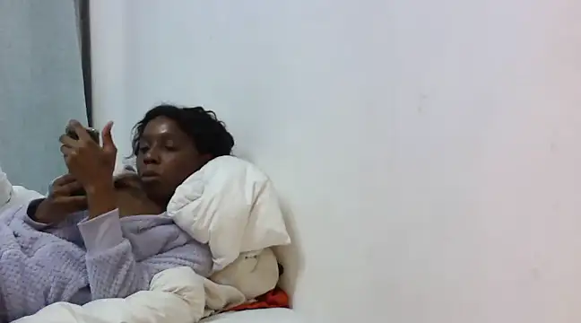 Sexxybella27 online show from February 28, 12:32 am