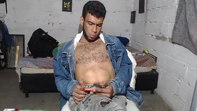 erik alexander online show from November 6, 2:12 am