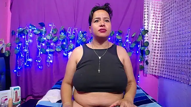 hazel 34 online show from February 13, 1:40 am