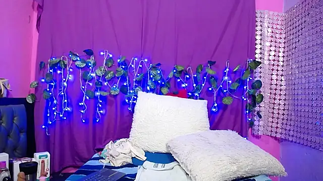 hazel 34 online show from February 16, 2:31 am