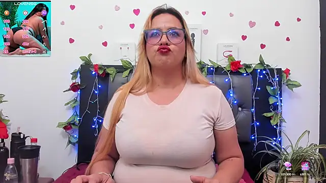 hazel 34 online show from September 19, 7:03 pm