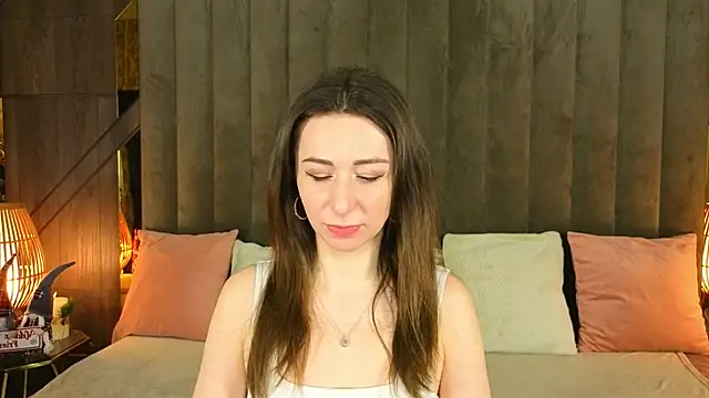 KimmmLi online show from January 8, 1:46 pm