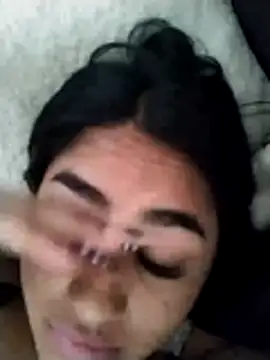 Charlotte cutee18 online show from October 28, 5:15 pm