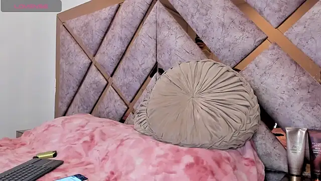 Jennalove  online show from January 21, 12:57 am