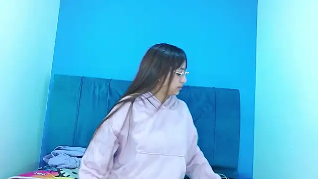 angelicatorrecm101 online show from December 14, 4:56 am