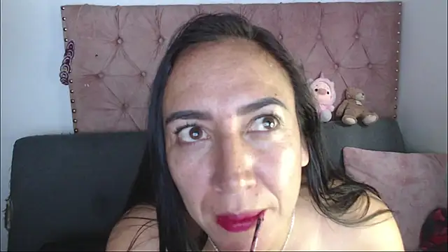missbella1 online show from July 22, 8:33 pm