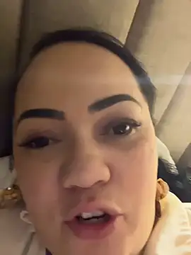 DestineeJayde online show from February 2, 9:51 am