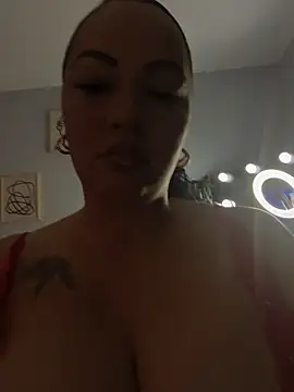 DestineeJayde online show from May 21, 4:52 am