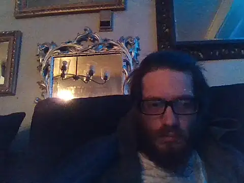 Snapshot of LongDickLance chatting on March 2, 10:11 am LongDickLance online show from March 2, 10:11 am