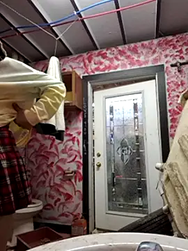 Snapshot of cdressupdiva chatting on February 10, 5:03 am cdressupdiva online show from February 10, 5:03 am