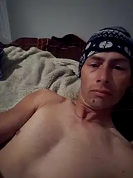 Snapshot of cdressupdiva chatting on February 17, 12:01 pm cdressupdiva online show from February 17, 12:01 pm