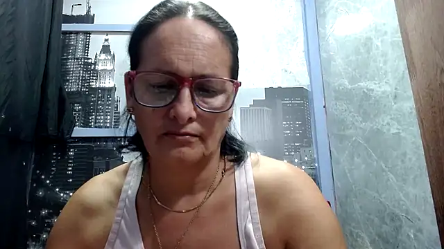 Nastylatinaxxx online show from February 13, 2:51 am