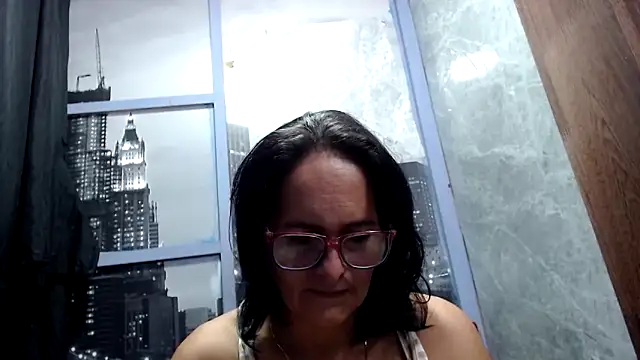 Nastylatinaxxx online show from March 19, 11:20 pm