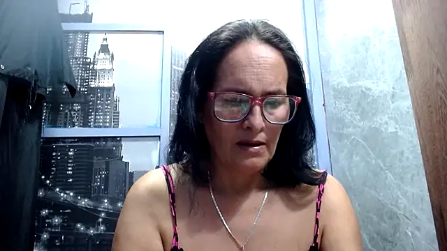 Nastylatinaxxx online show from April 19, 8:00 pm