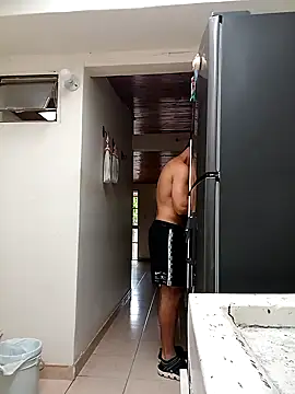 Snapshot of sebasxx97 chatting on February 4, 4:39 pm sebasxx97 online show from February 4, 4:39 pm