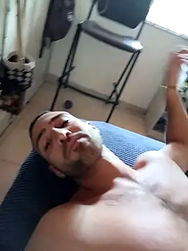 Snapshot of sebasxx97 chatting on March 4, 3:04 pm sebasxx97 online show from March 4, 3:04 pm