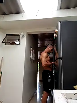 Snapshot of sebasxx97 chatting on March 19, 3:40 pm sebasxx97 online show from March 19, 3:40 pm