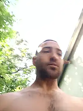 Snapshot of sebasxx97 chatting on December 3, 1:42 pm sebasxx97 online show from December 3, 1:42 pm