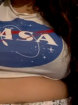 Snapshot of Zanoba-16 chatting on December 19, 8:21 am Zanoba-16 online show from December 19, 8:21 am