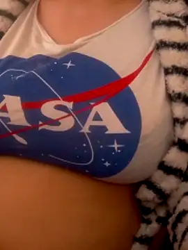 Snapshot of Zanoba-16 chatting on March 9, 1:48 pm Zanoba-16 online show from March 9, 1:48 pm