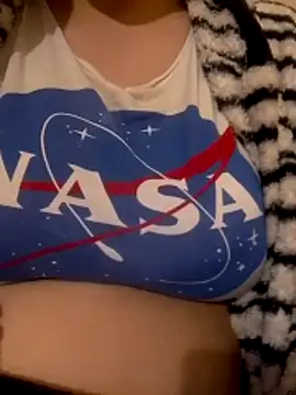 Snapshot of Zanoba-16 chatting on March 10, 2:11 pm Zanoba-16 online show from March 10, 2:11 pm