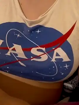 Snapshot of Zanoba-16 chatting on March 25, 7:47 am Zanoba-16 online show from March 25, 7:47 am