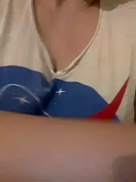 Snapshot of Zanoba-16 chatting on March 30, 10:22 pm Zanoba-16 online show from March 30, 10:22 pm