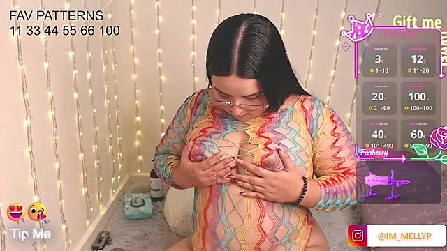 Mellyparker  online show from January 13, 3:50 pm