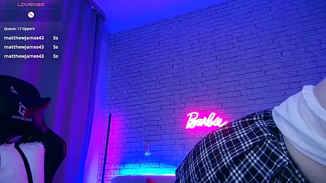 -Stacyy- online show from December 22, 8:05 am