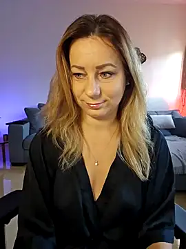 Snapshot of angela_88 chatting on January 11, 9:57 am angela 88 online show from January 11, 9:57 am