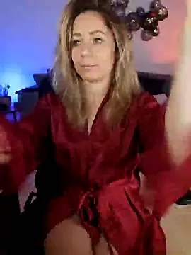 Snapshot of angela_88 chatting on January 26, 6:58 pm angela 88 online show from January 26, 6:58 pm