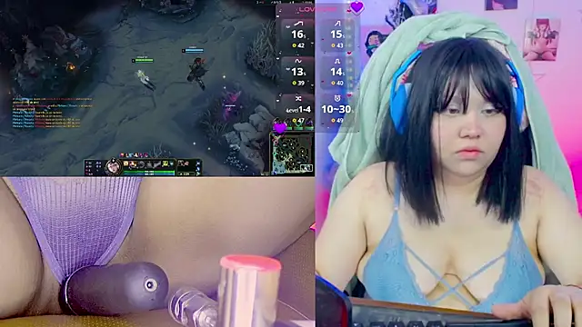 crystal7u7 online show from November 29, 9:29 pm