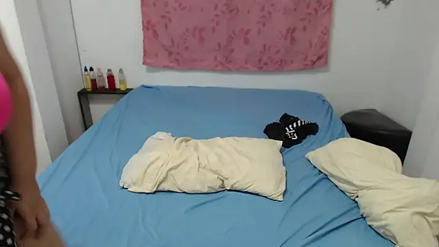 Selena sweett online show from October 7, 4:09 am