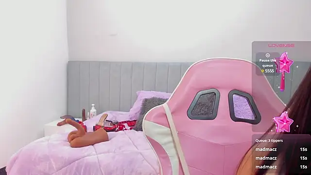 katia bigboobs1 online show from January 24, 5:11 pm