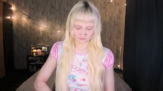 MariaMango online show from December 15, 4:50 am