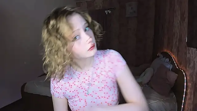 MariaMango online show from April 14, 7:09 pm