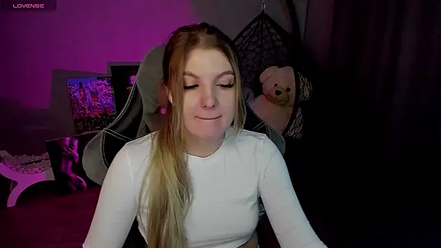 lily williamss online show from January 21, 3:15 am