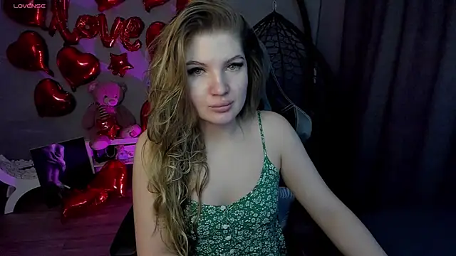 lily williamss online show from February 19, 12:03 am