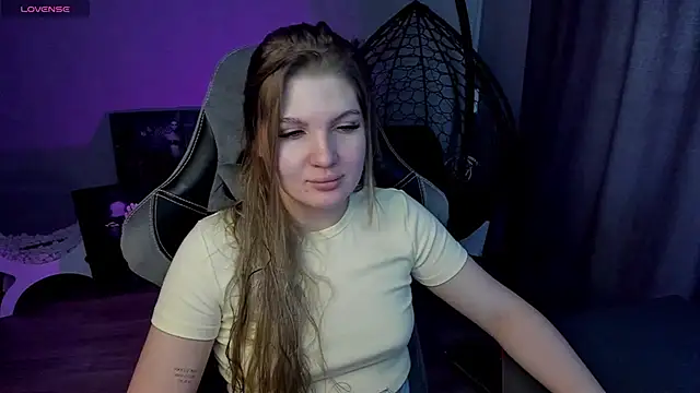 lily williamss online show from March 15, 6:36 am