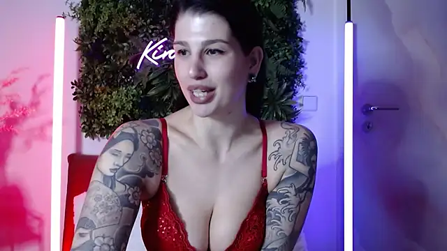 Snapshot of KiraKane1 chatting on February 13, 8:38 am KiraKane1 online show from February 13, 8:38 am