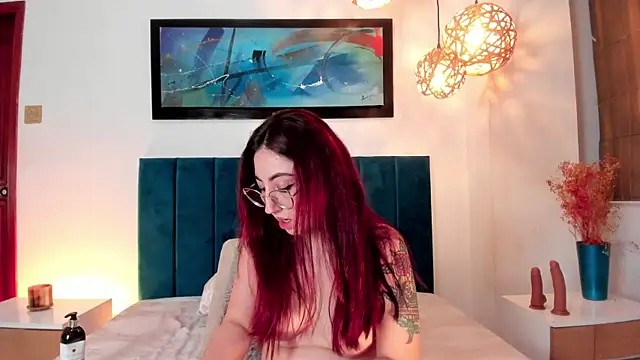 Emilywatsonn online show from March 23, 2:48 am